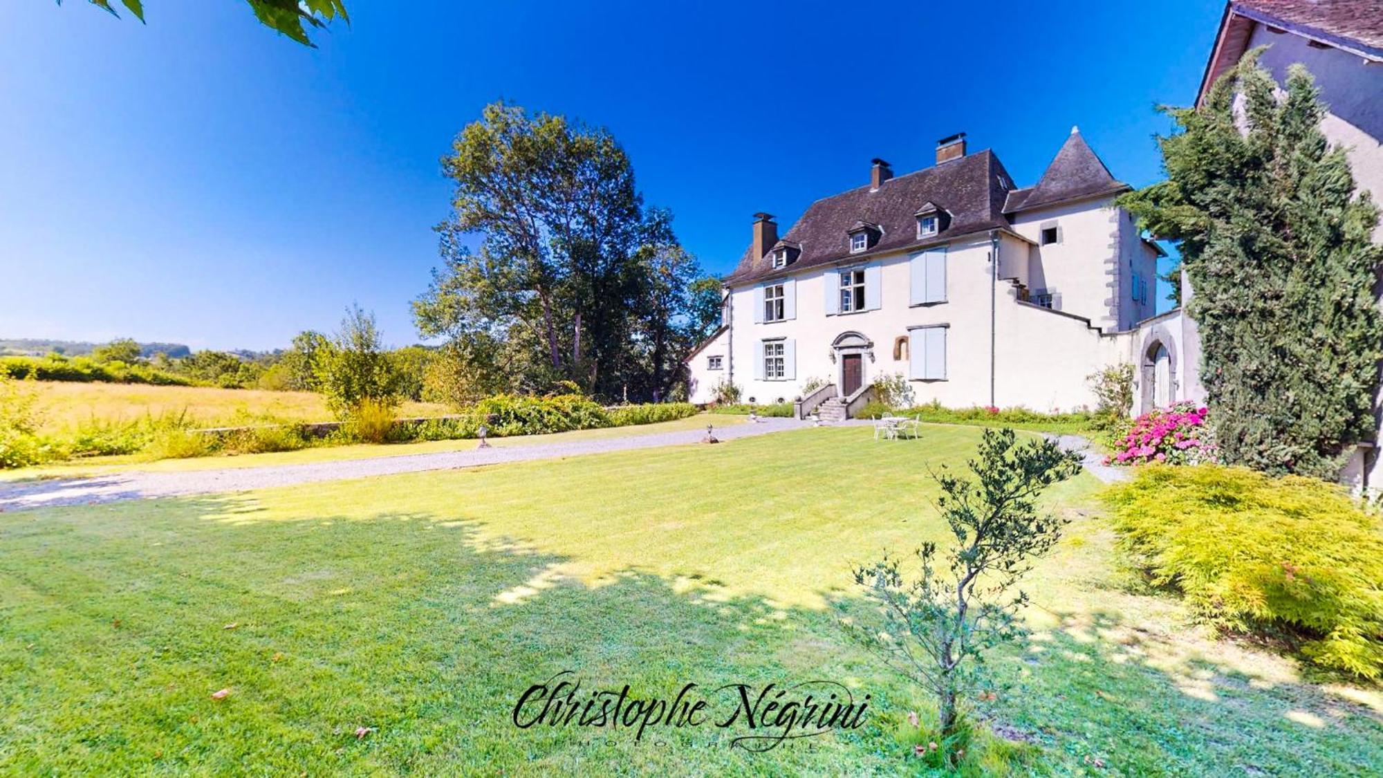 Chateau Porthos Tranquillite Des Pyrenees Lanne-en-Baretous Экстерьер фото