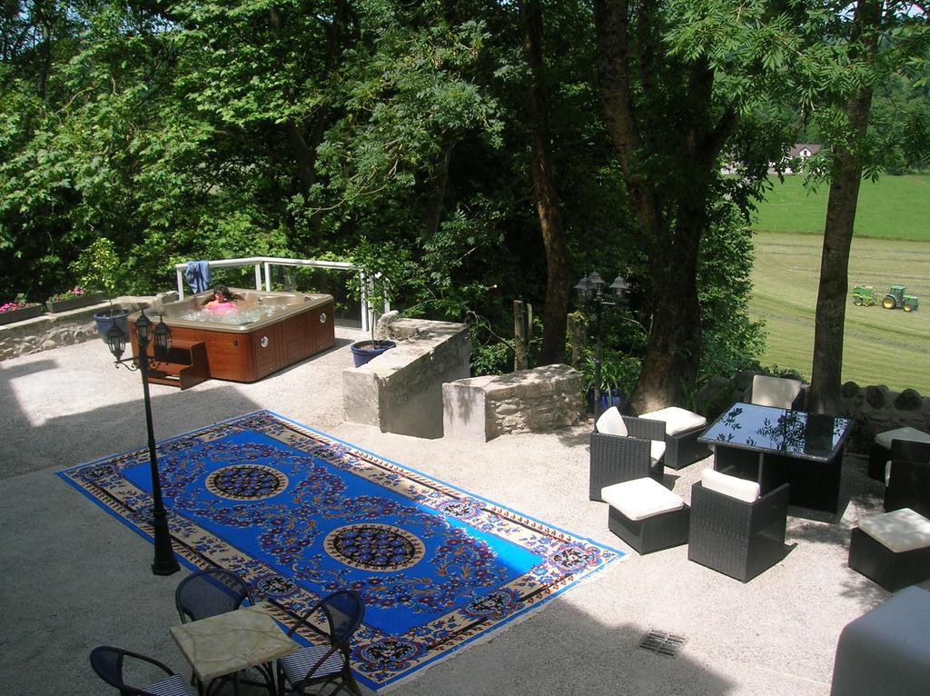 Chateau Porthos Tranquillite Des Pyrenees Lanne-en-Baretous Номер фото